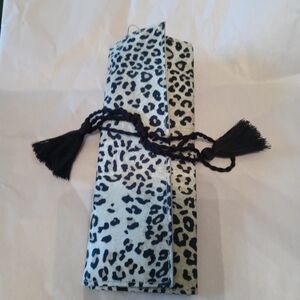 Chicos Cheetah Print Jewelry roll Travel pouch Organizer lots of pockets NEW